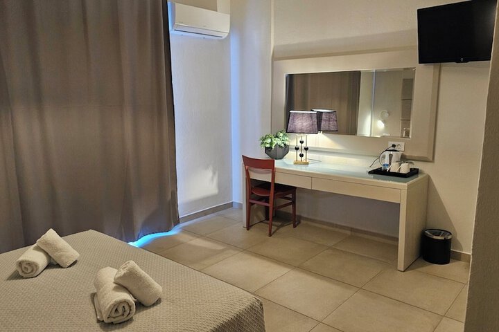 Room 44 of 91