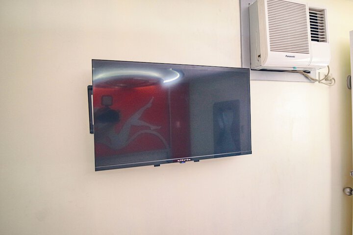 Room 14 of 77