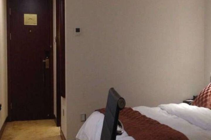 Room 20 of 56