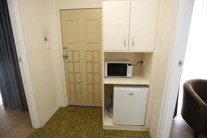 Room 96 of 199