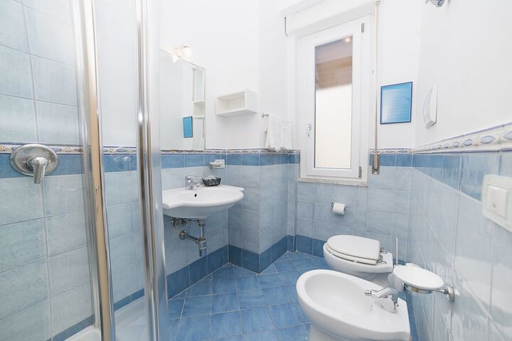 Room 20 of 25
