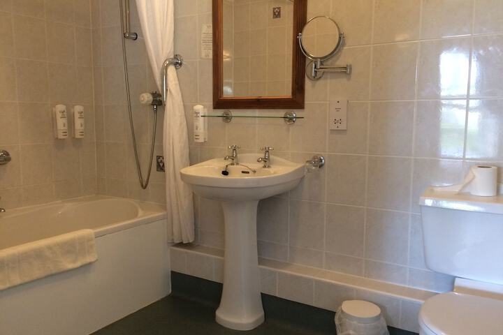 Clean Restrooms