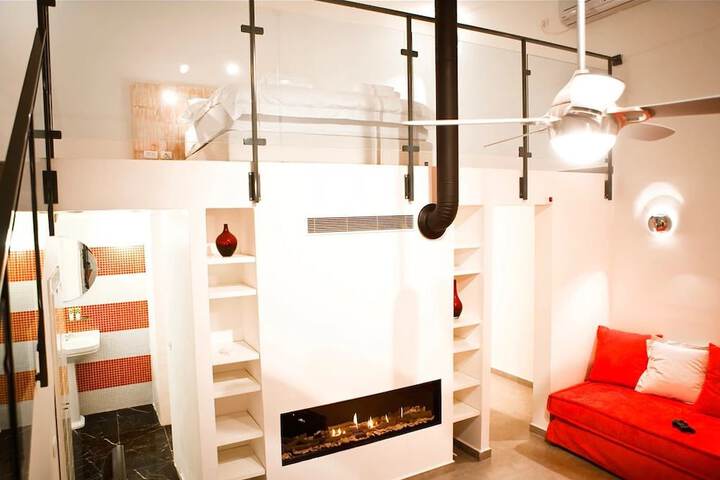 Room 15 of 63