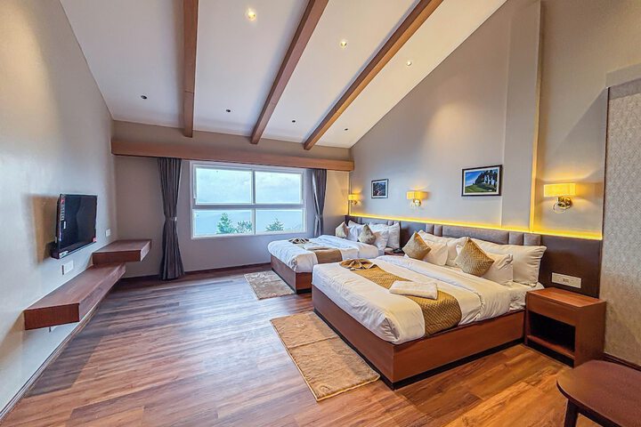 Room 9 of 31