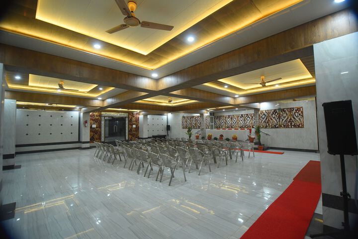 Room 15 of 16