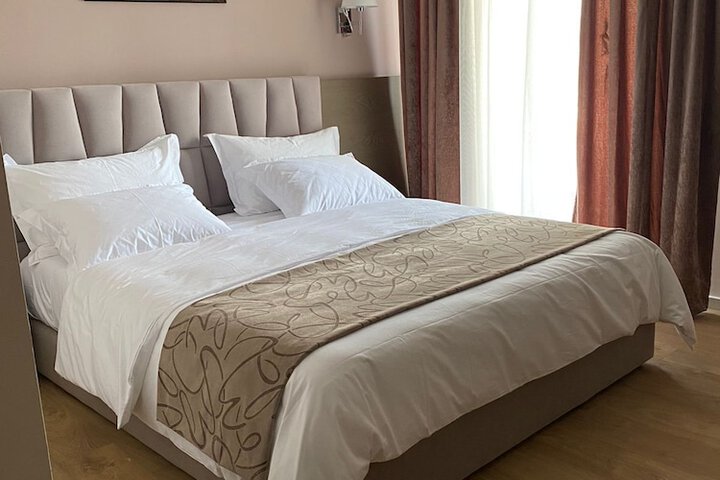 Room 34 of 113