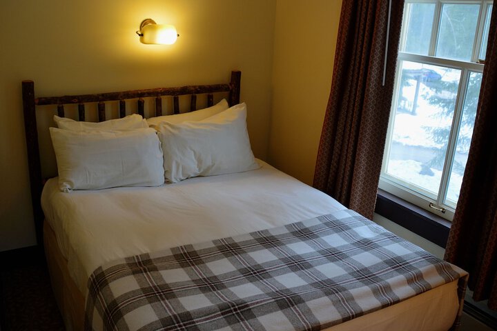 Room 16 of 63