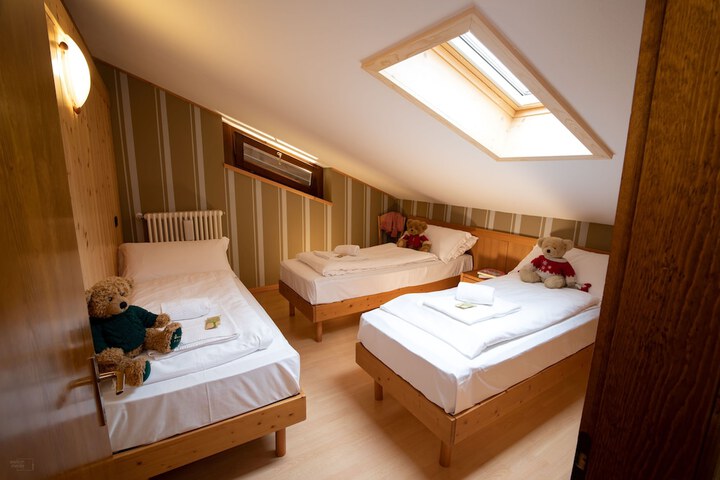 Room 25 of 78