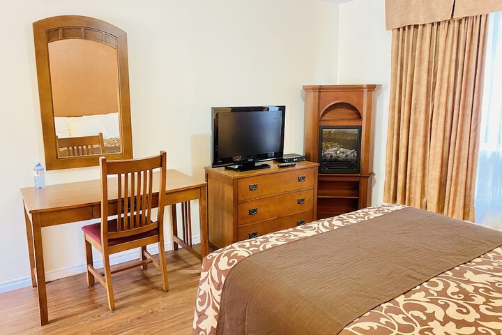 Room 8 of 52
