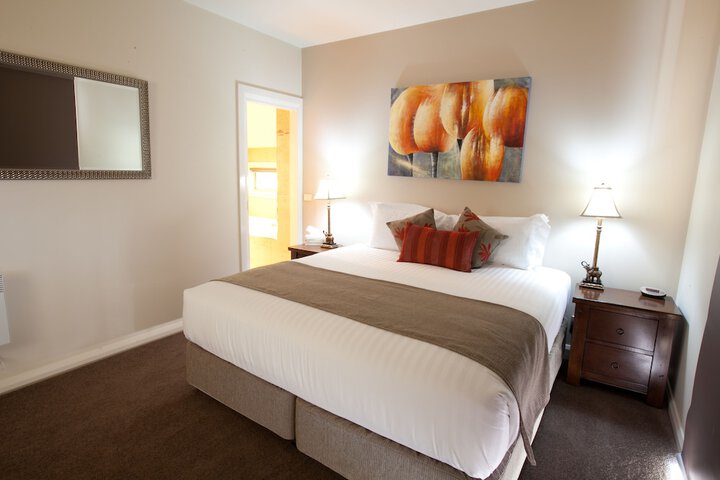 Room 3 of 51