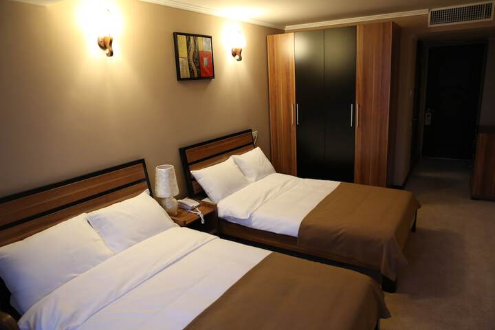 Room 17 of 67