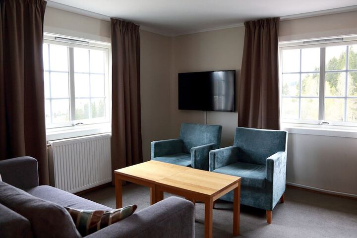 Room 52 of 111