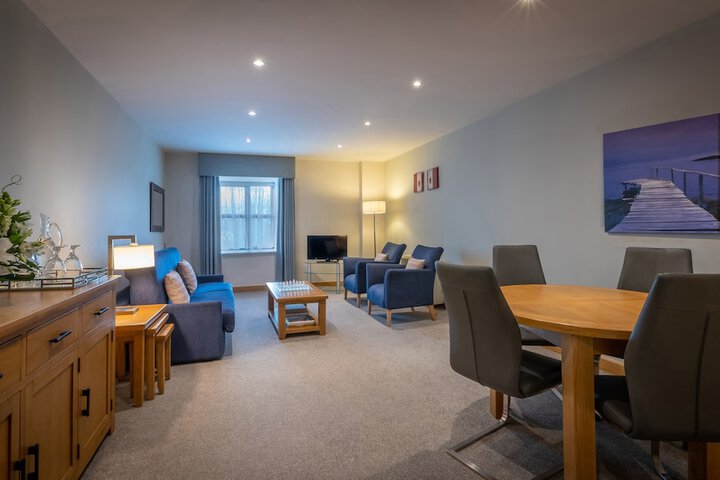 Room 19 of 65