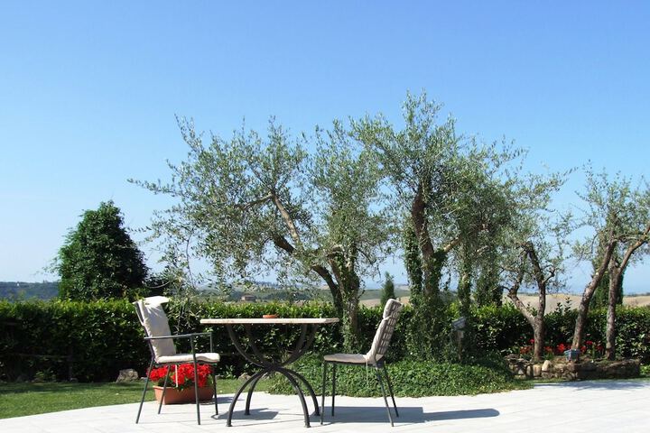 Terrace/Patio 22 of 35