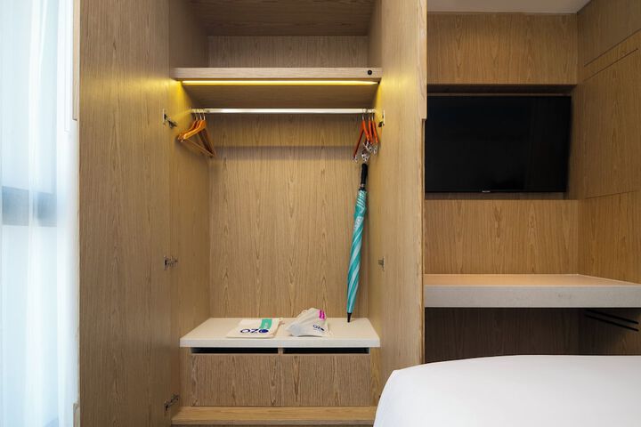 Room 26 of 114