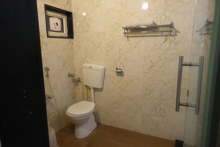 Room 35 of 57