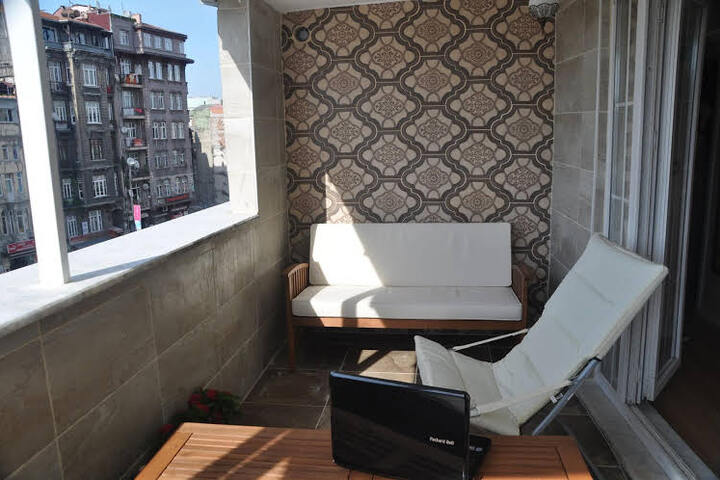 CORNER SUITES TAKSIM