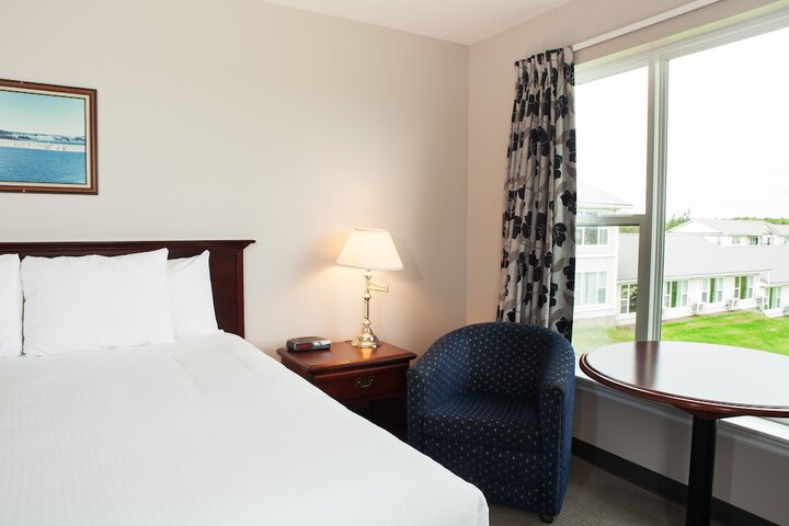 Room 7 of 24