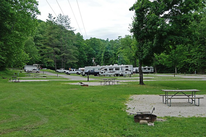 Property Grounds 33 of 51