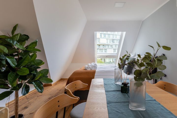 Room 42 of 70