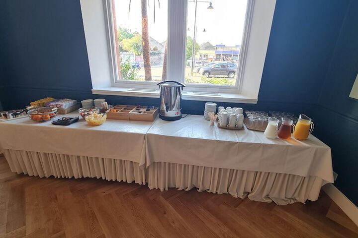 Breakfast/Coffee Service 63 of 133