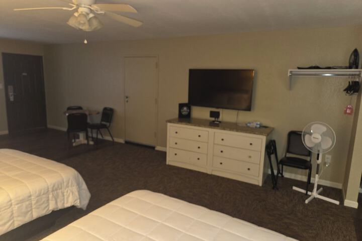 Room 17 of 45