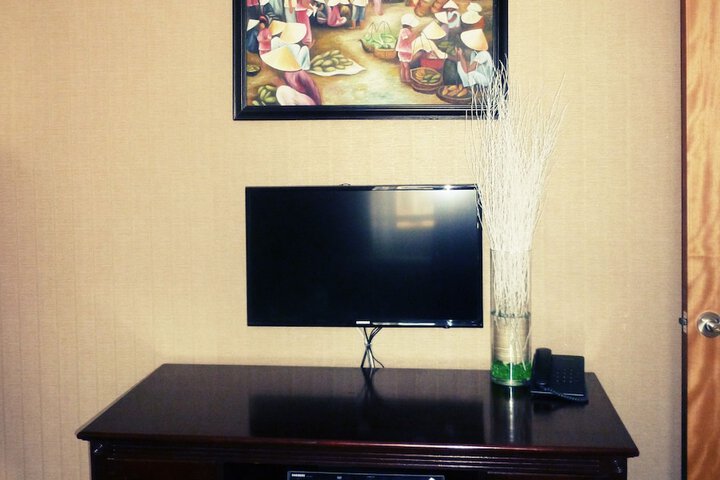 Room 28 of 41