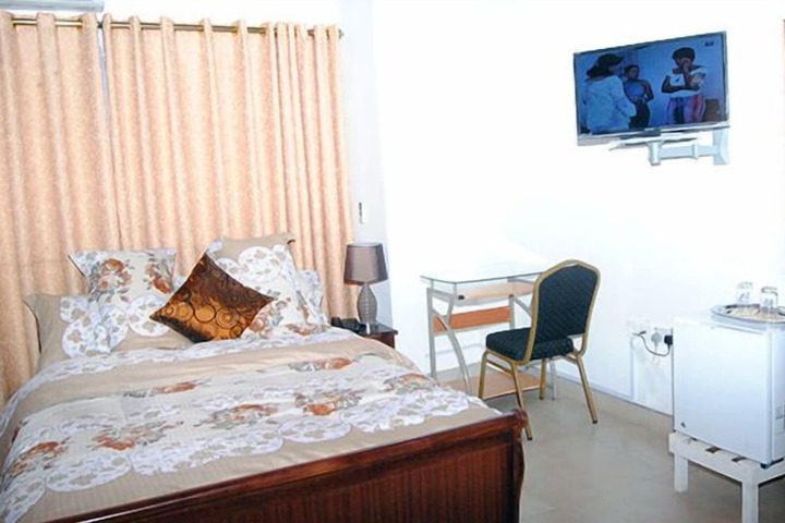 Room 7 of 29