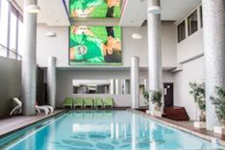 Pool 18 of 33
