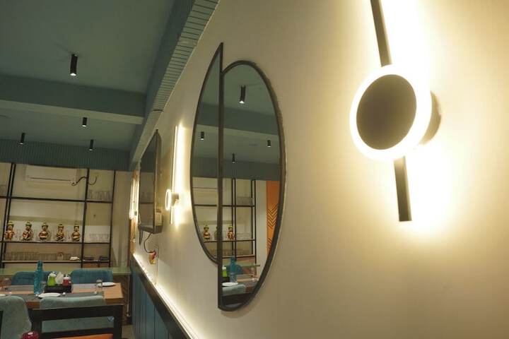 Hotel Interior 4 of 29