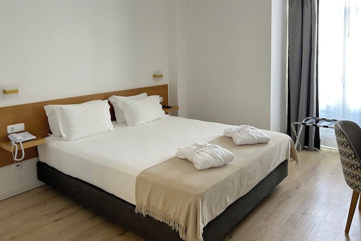 Room 9 of 52