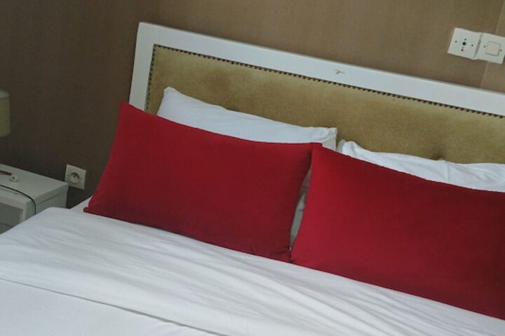 Room 8 of 21