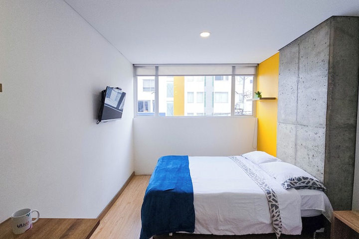 Room 17 of 41