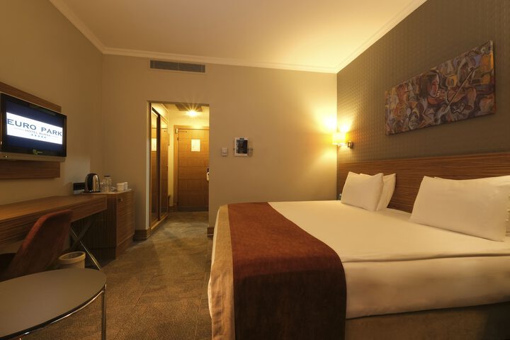 Room 11 of 55