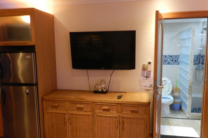 Room 18 of 259