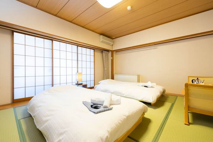 Room 3 of 56