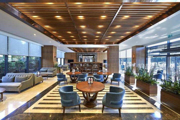 Guest Lobby