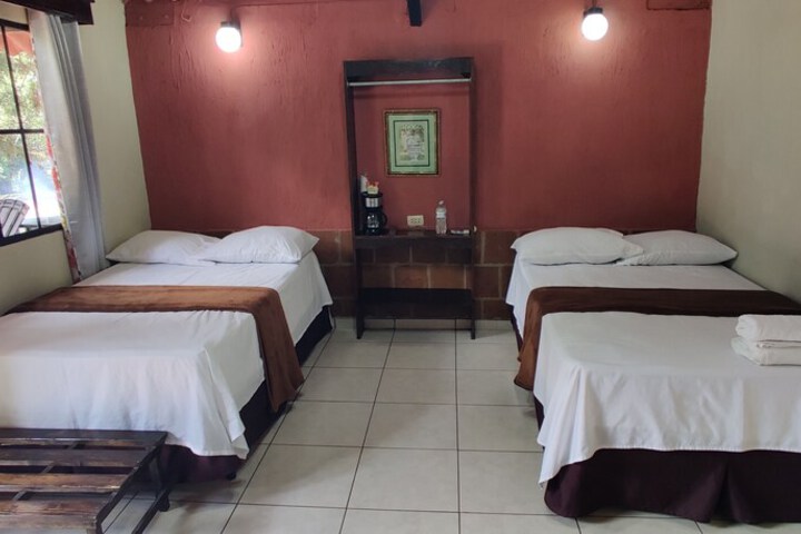 Room 21 of 48