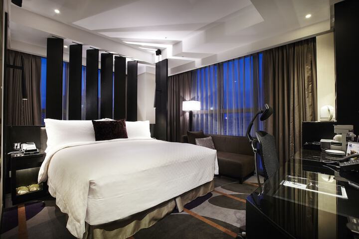 Room 11 of 58