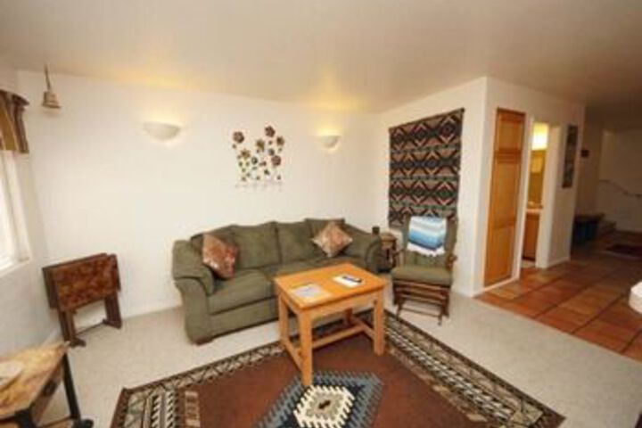 Room 65 of 137