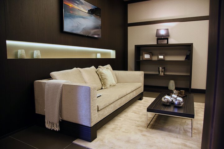 Guest Lobby