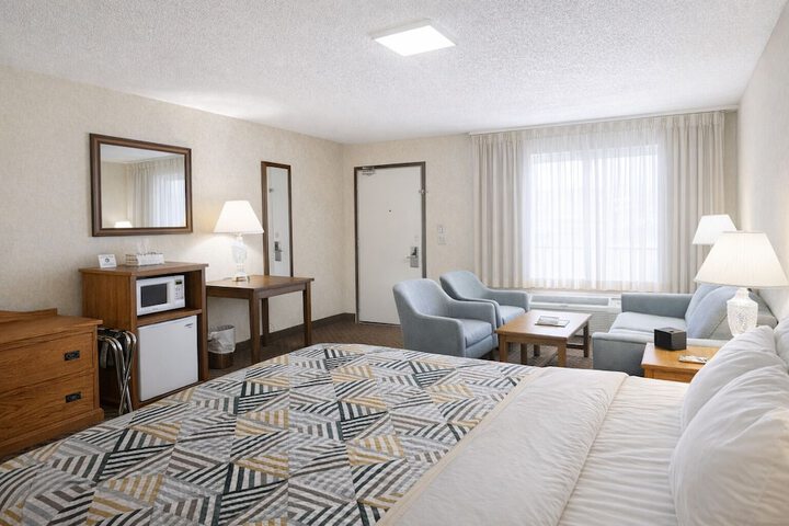 Room 21 of 35