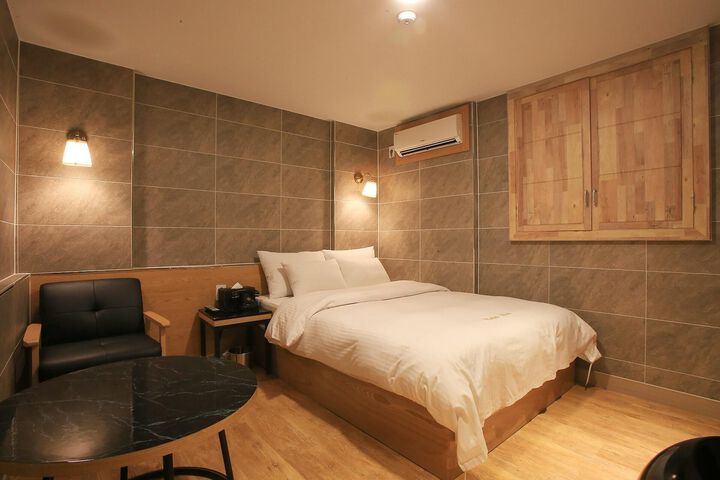 Room 58 of 127