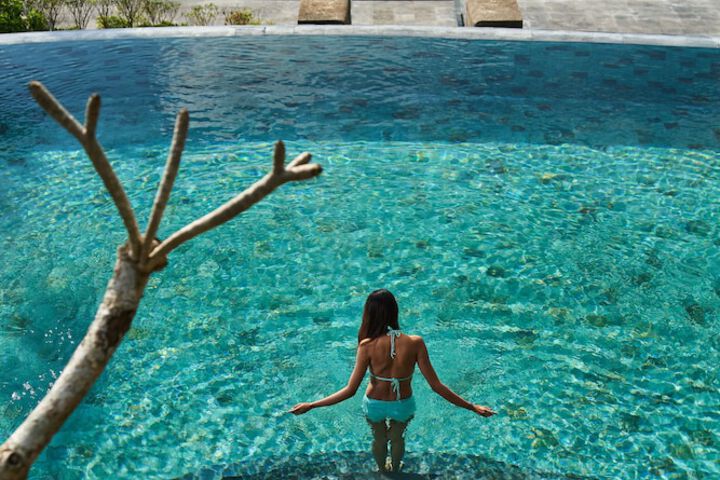 Pool 61 of 135