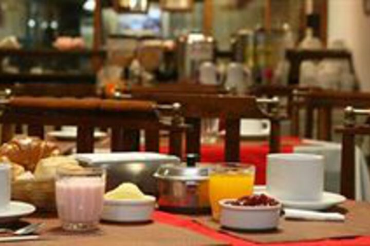 Breakfast/Coffee Service 7 of 30