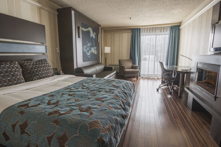 Room 17 of 132