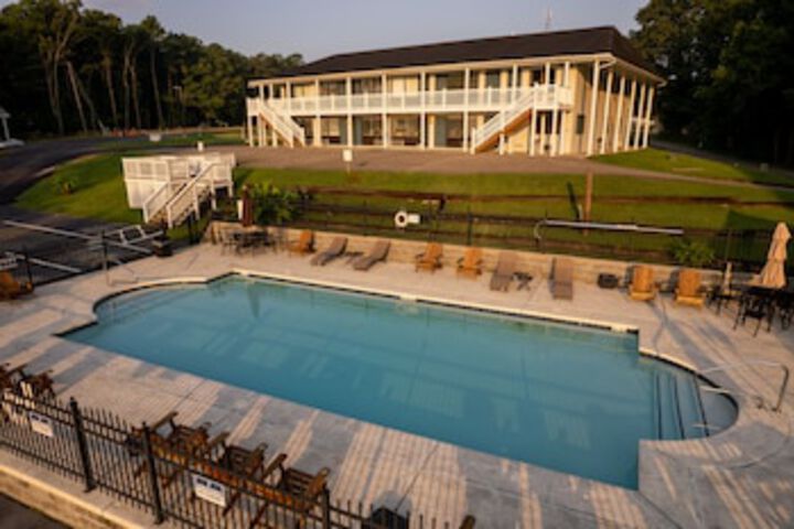 Hotel 154 of 180