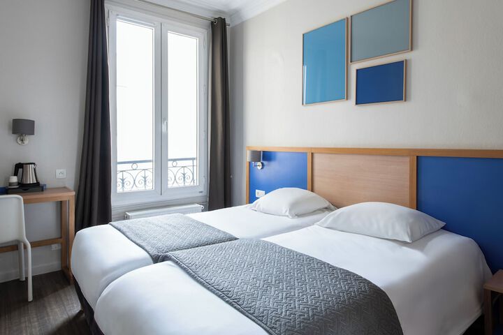 Room 9 of 20