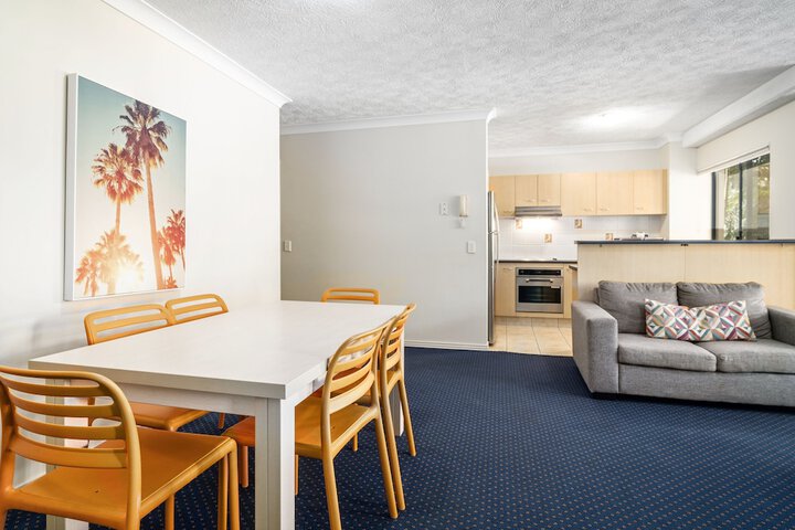 Room 82 of 148
