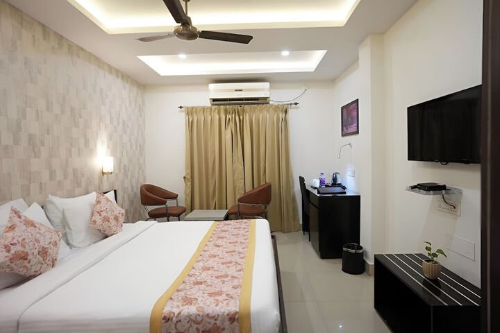 Room 22 of 32